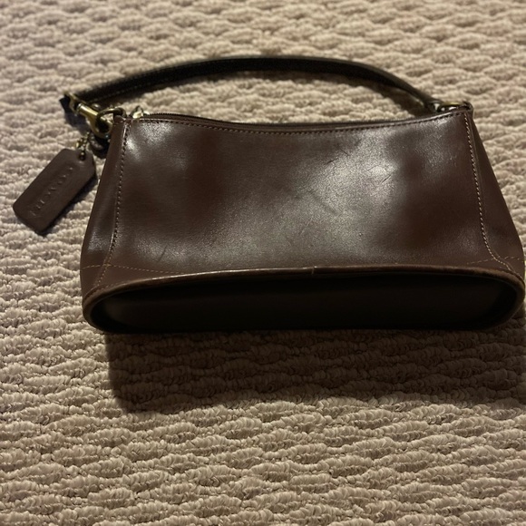 Vintage Coach Bleeker Demi shoulderBag Clutch / Style 9311 - Picture 2 of 2